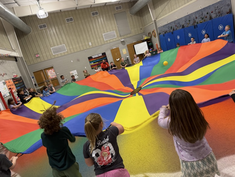 Double classes = DOUBLE the energy 😅 Loco-Mo + PE was a whole workout for ALL of us 🧡