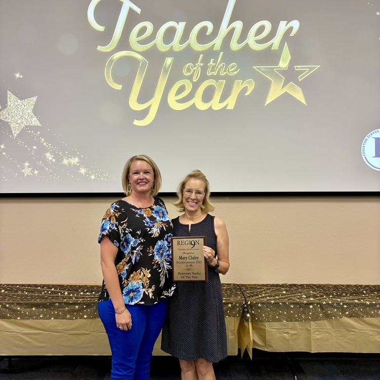Mrs Cluley is Region 9 Teacher of the Year.