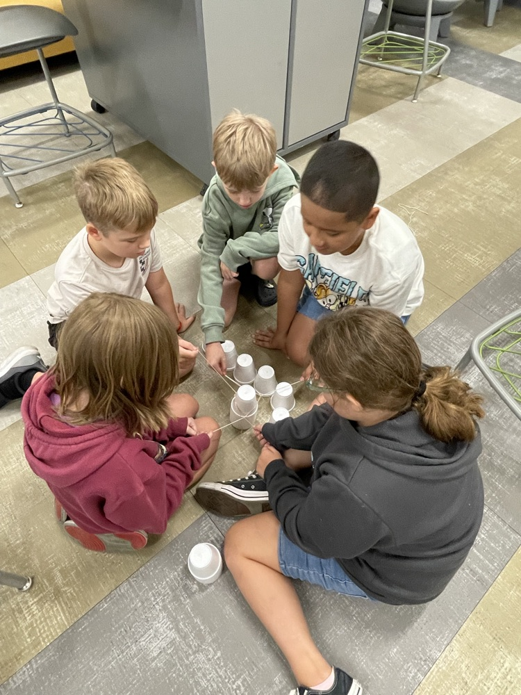 Mr. Riggs' 4th grade Science class learns how to follow instructions and work together to complete challenges in the STEM Lab!
