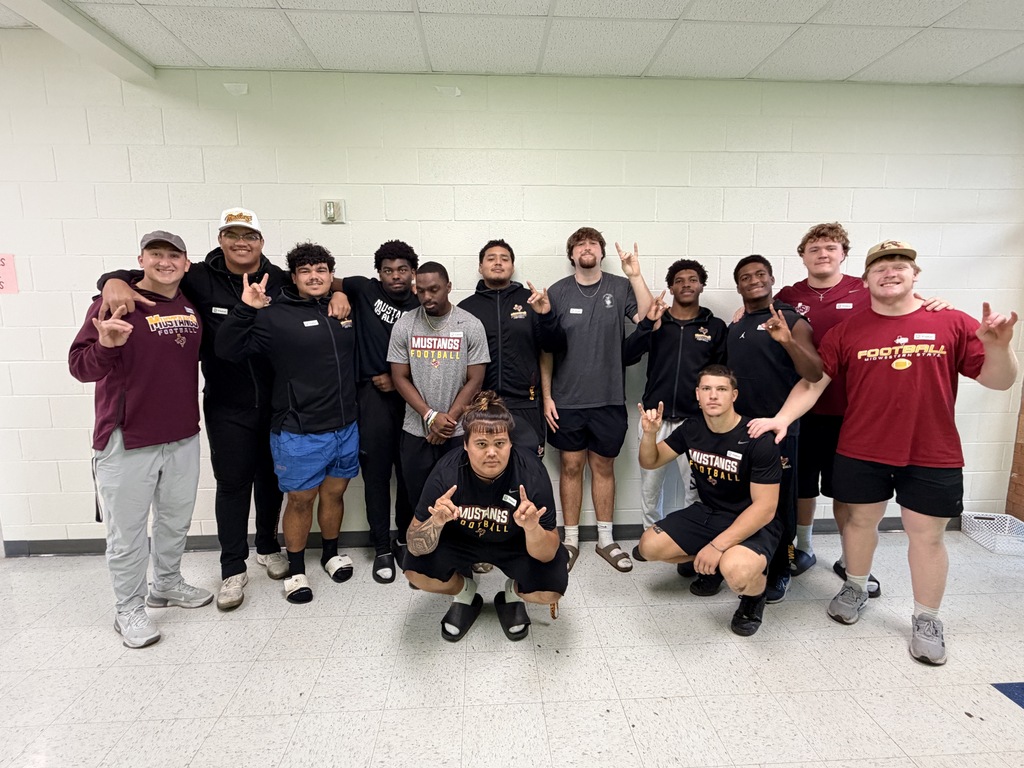 MSU football players visited Tower Elementary.