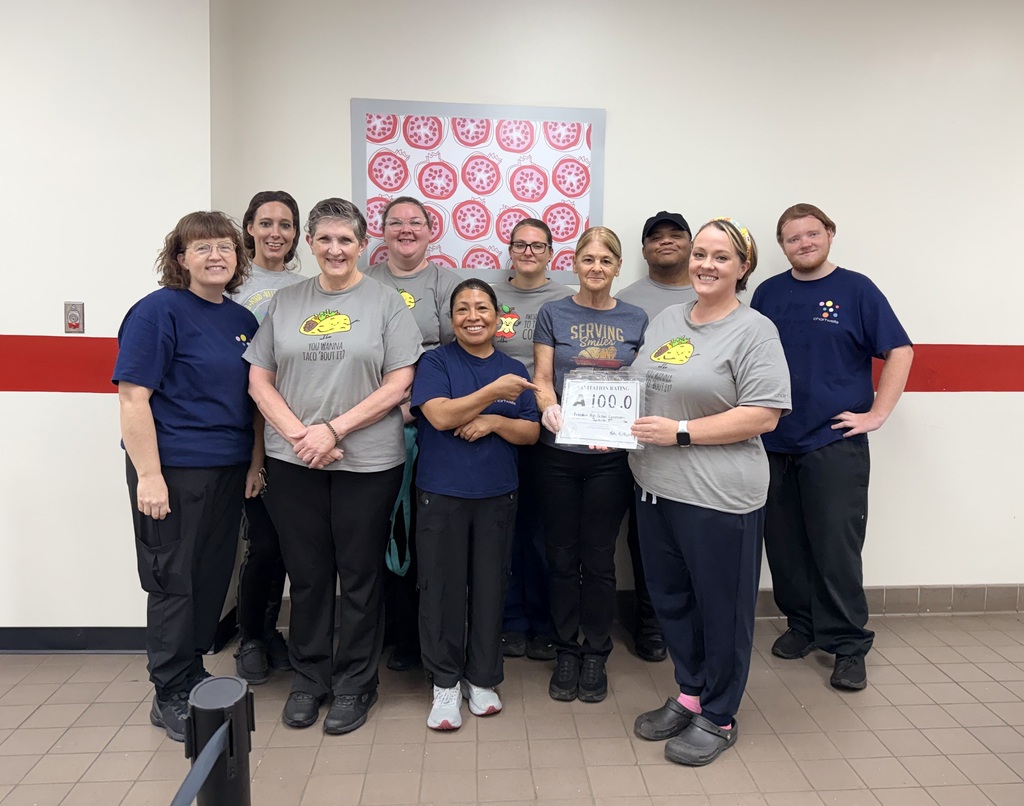 cafeteria staff with 100 sanitation score