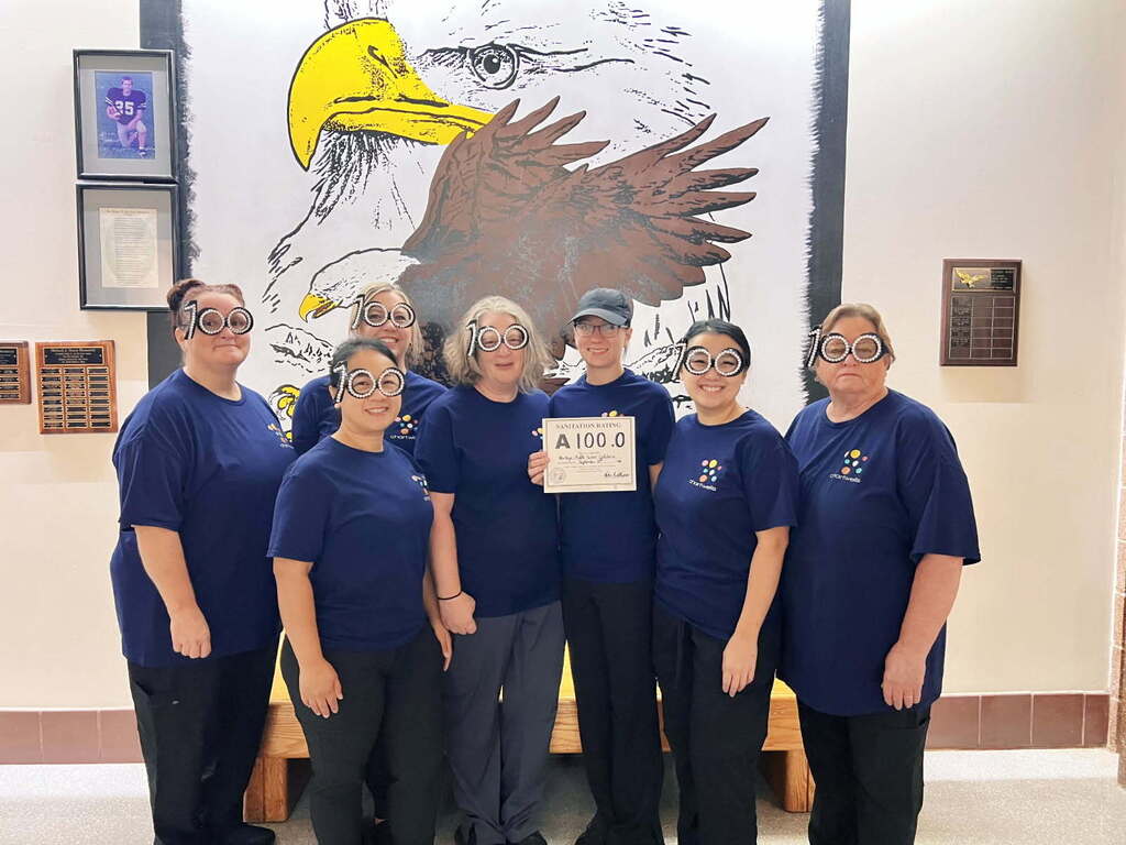 cafeteria staff with 100 sanitation score