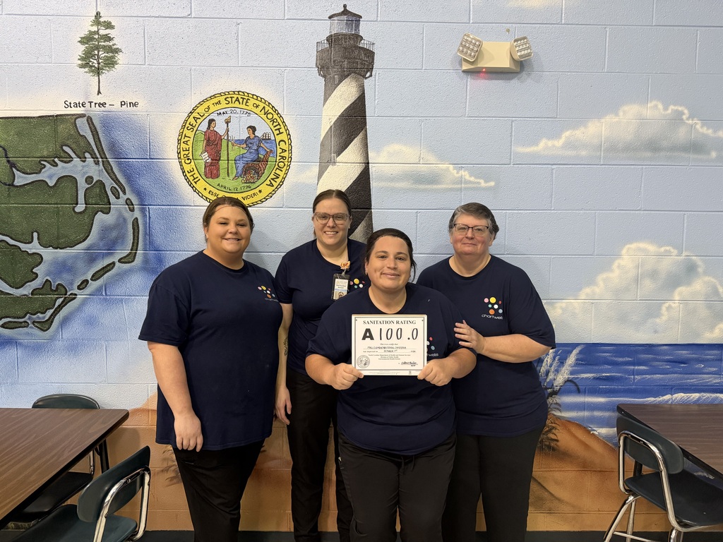 cafeteria staff with 100 sanitation score