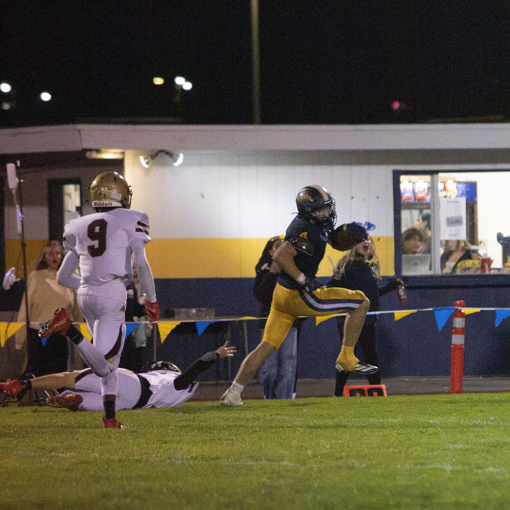Homecoming football game!