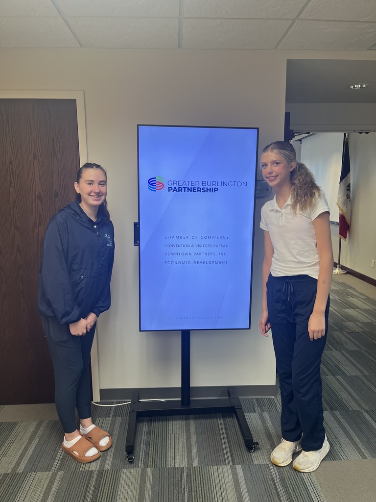 Mae Whipple & Cali Pritchard