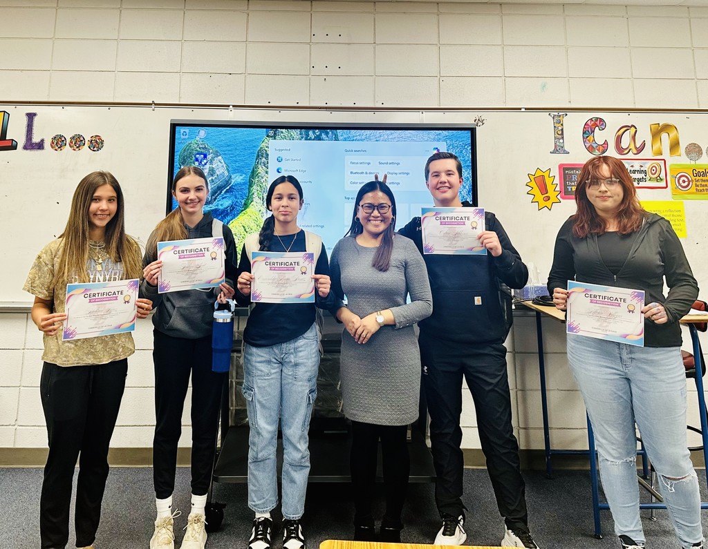 English I - 4th Period- Kadince Lopez, Tealyn Seat, Esmeralda Acosta Nunez, Colton Schlosser, Allison Villegas