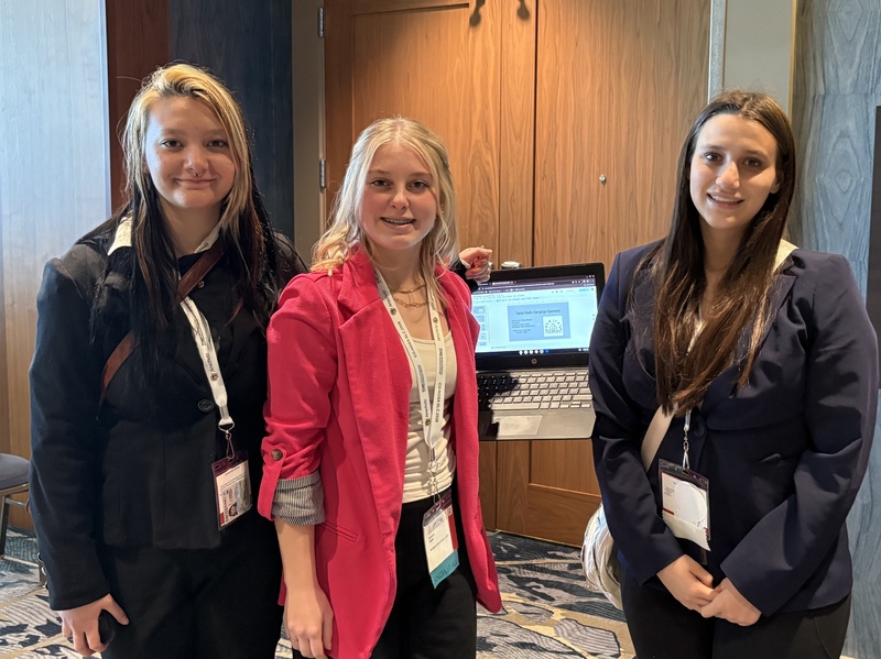 HOSA students prepare for their event.