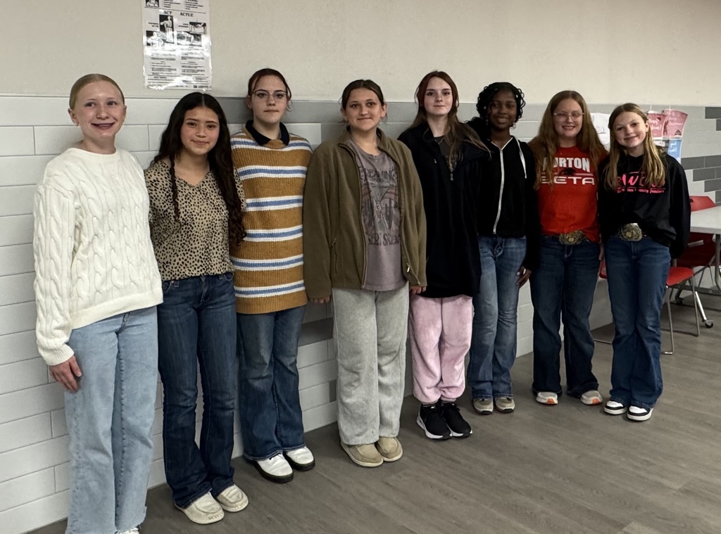 group of jh cross country students