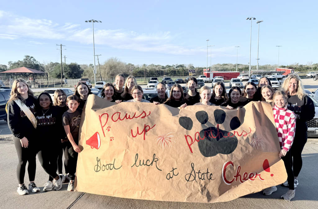 CHEER TEAM HEADING TO UIL