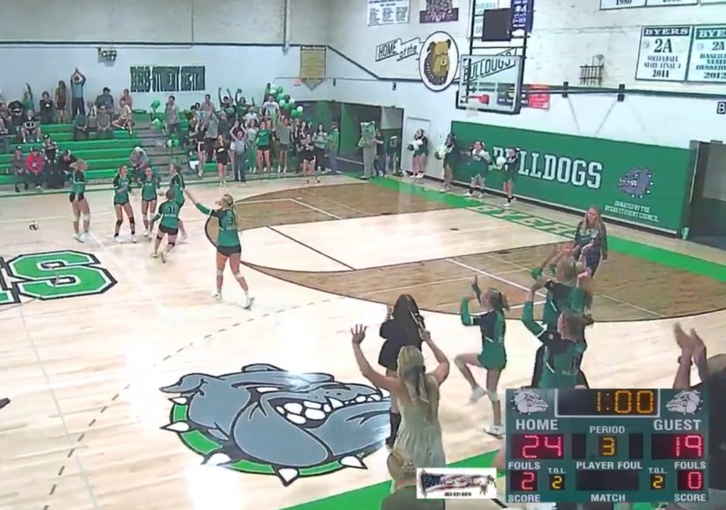 ladies celebrate the victory