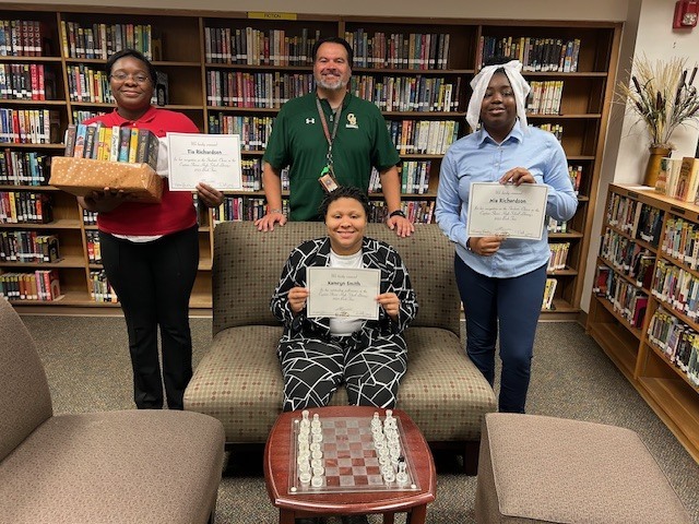 Winners with Principal Sepulvado