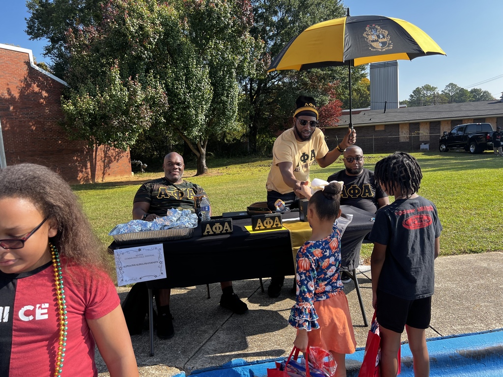 COMMUNITY FALL FESTIVAL 🍂🐎 🍁 📚