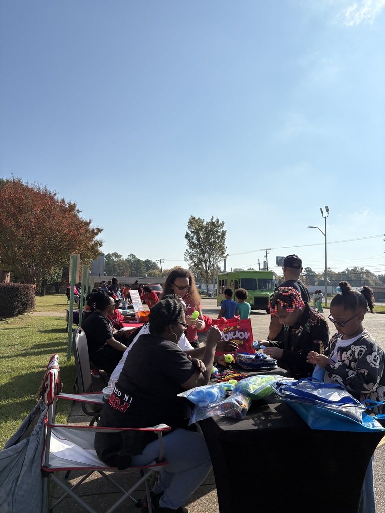 COMMUNITY FALL FESTIVAL 🍂🐎 🍁 📚