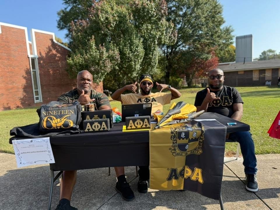 COMMUNITY FALL FESTIVAL 🍂🐎 🍁 📚