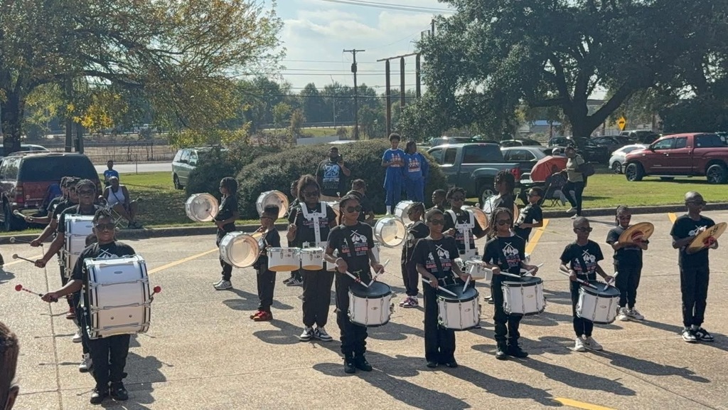 COMMUNITY FALL FESTIVAL 🍂🐎 🍁 📚 🎷🥁🎺