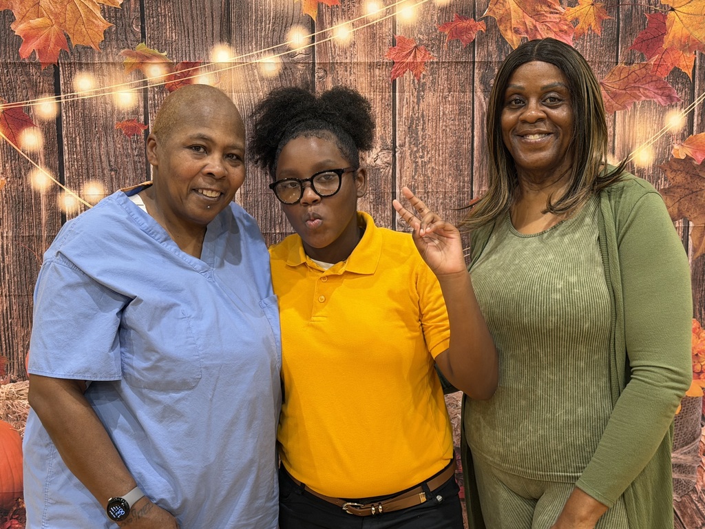 Gobbles and Giggles Thanksgiving Lunch 