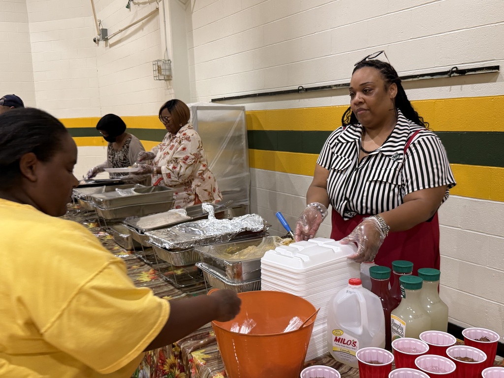 Gobbles and Giggles Thanksgiving Lunch 