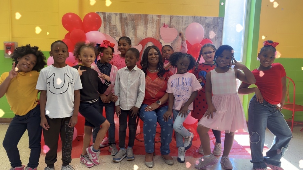 Love is in the air at Midway 