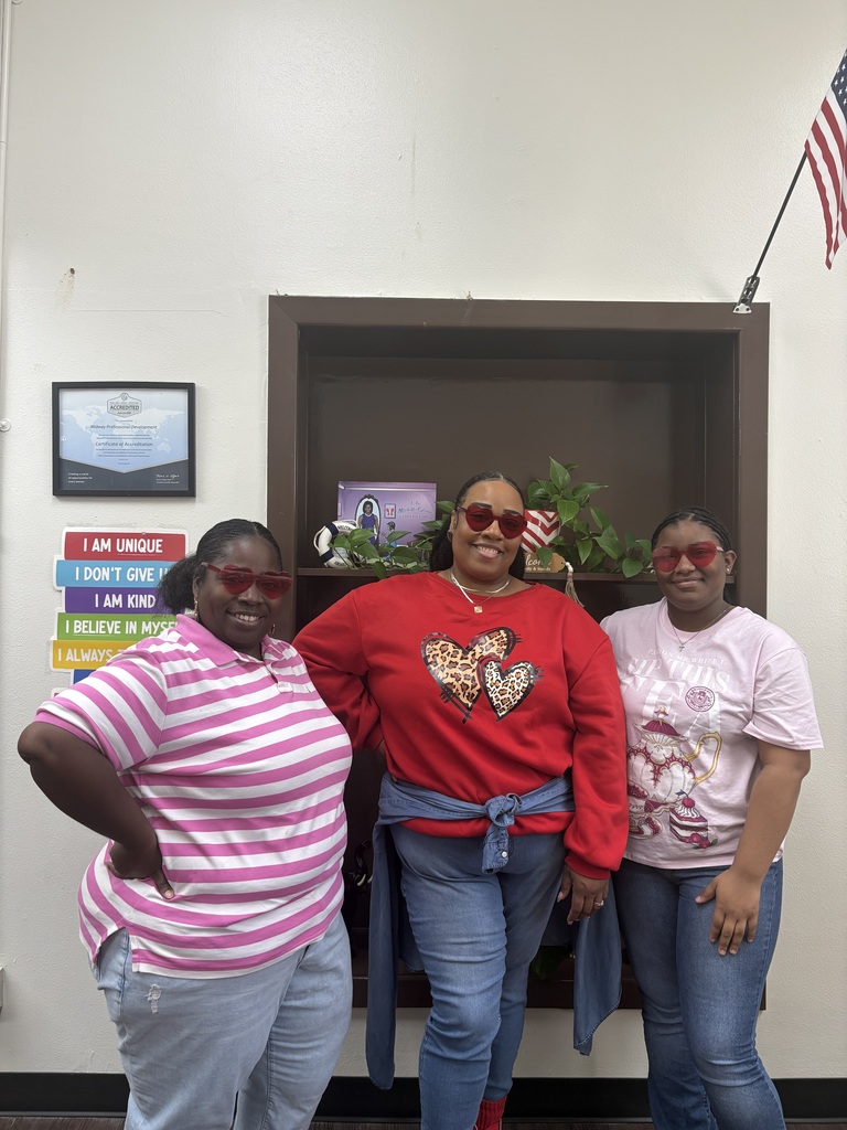 Love is in the air at Midway 