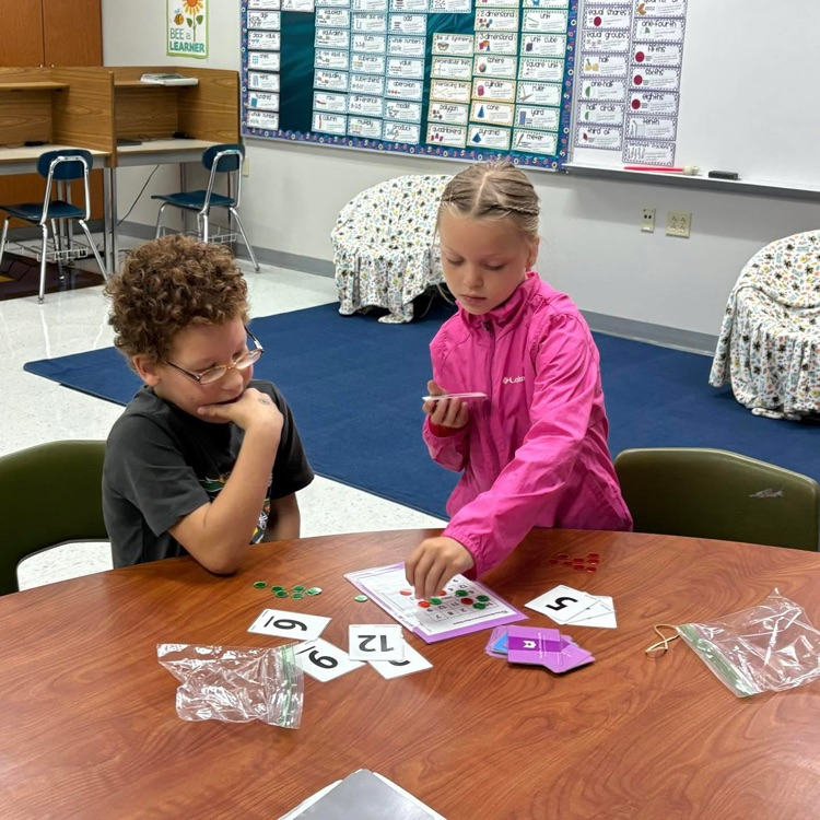 🎲✨ Math fun in action! Our second graders teamed up in pairs to play “One More Four in a Row”!  Way to go, mathematicians! 💡🧮   #CadottHORNETS