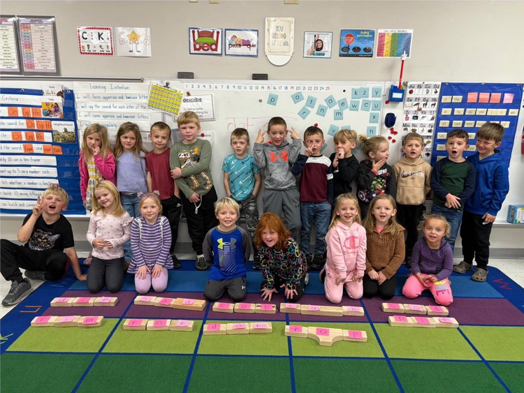 🧠✨ Word Builders in Action! ✨🧠  Mrs. Mengel’s Kindergarten students had a blast building CVC words! Smiles, teamwork, and growing confidence filled the room as these young learners strengthened their early literacy skills. 📖  #CadottHORNETS