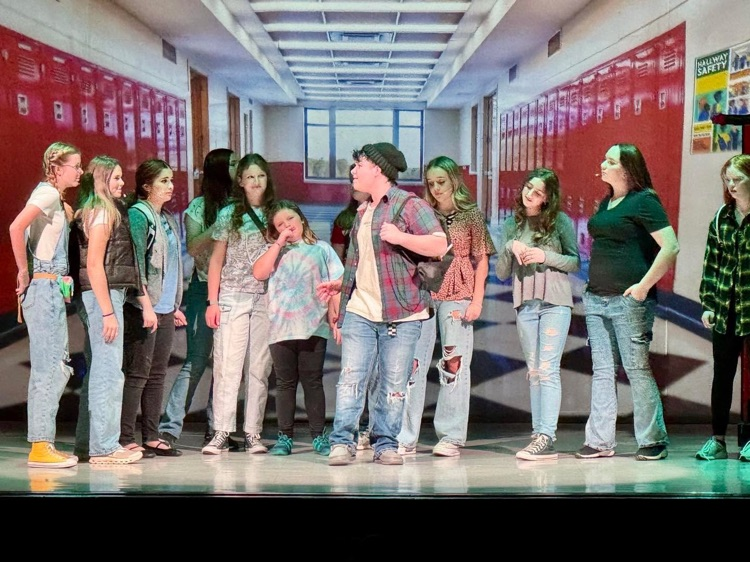 🎭 The cast and crew of Freaky Friday want to give a huge shoutout to everyone who came out to support the musical! They had an absolute blast bringing this story to life!   Wonderful performance, Hornets! 👏🏻  #CadottHORNETS