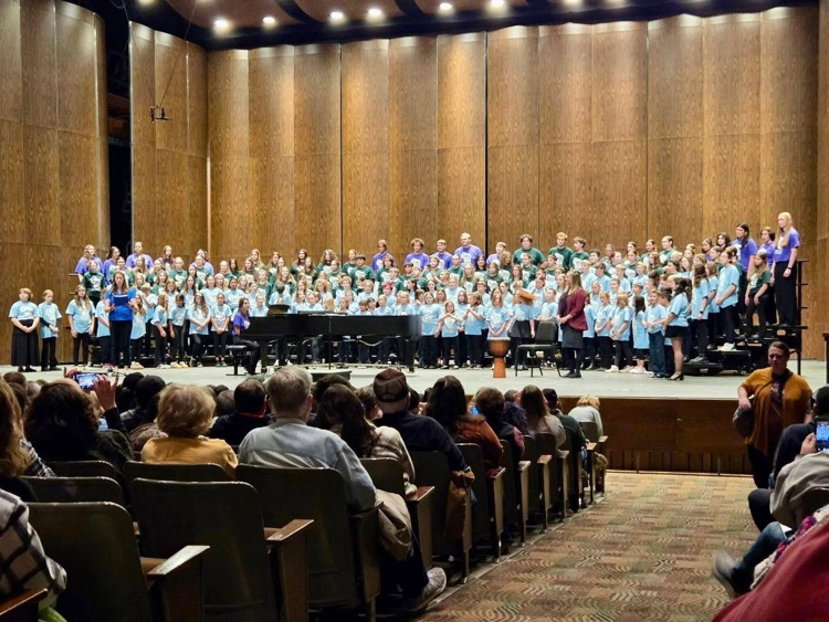 singing in wiaconsinWisconsin 