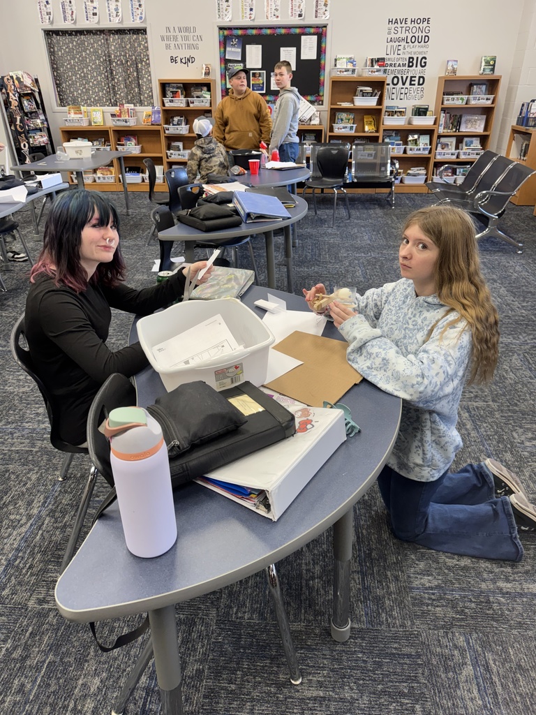 7th Grade STEM students completing the Volleyball Challenge
