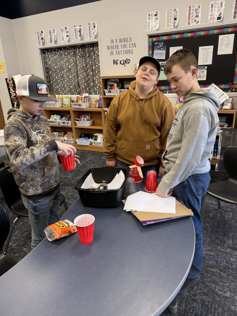 7th Grade STEM students completing the Volleyball Challenge