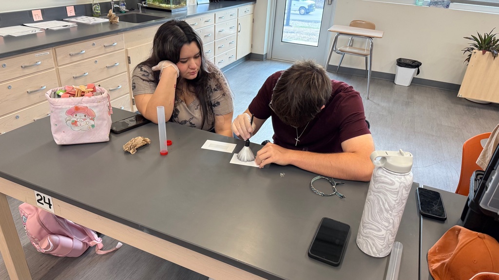 ๐โจ Forensics in Action! โจ๐ Mrs. Pipesโ forensics students took their investigation skills to the next level by dusting for prints! ๐ต๏ธโโ๏ธ They tested both traditional black dust with wide brushes (just like in the movies!) and magnetic dust with a hard magnetic โbrushโโwhich reminded them of the classic iron-shaving toy! ๐ The verdict? Magnetic dusting was easier and cleaner, but the traditional method gave clearer prints. Either way, these future investigators are getting hands-on experience in crime scene techniques! ๐๏ธ๐ต๏ธ