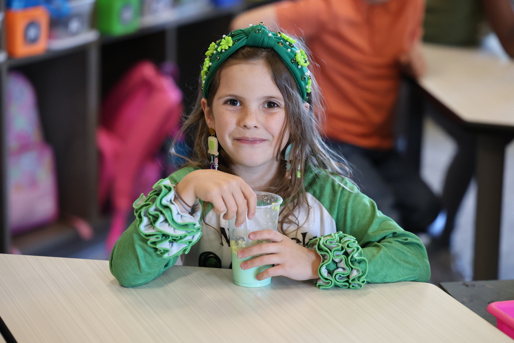 🍀✨ First grade got a little lucky today! 🥣☘️ Students enjoyed green milk with their Lucky Charms in honor of St. Patrick’s Day! 🍀🥛 Smiles, silliness, and a bit of Irish magic made for a fun morning! 💚