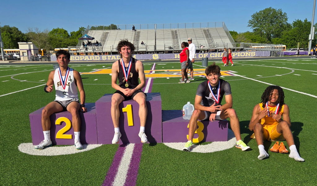 🎉 𝐑𝐞𝐠𝐢𝐨𝐧𝐚𝐥 𝐁𝐨𝐮𝐧𝐝! 💪 Congratulations to our Caldwell Track & Field athletes who are 𝙝𝙚𝙖𝙙𝙚𝙙 𝙩𝙤 𝙍𝙚𝙜𝙞𝙤𝙣𝙖𝙡𝙨 after standout performances at Area!  🏅 𝗜𝗿𝗲𝗹𝗮𝗻𝗱 𝗠𝗼𝗿𝗴𝗮𝗻 – 2nd Place Long Jump 🏅 𝗥𝗲𝗲𝘀𝗲 𝗠𝗰𝗠𝗮𝗻𝘂𝘀 – 4th Place High Jump 🏅 𝗔𝗹'𝘆𝘀𝘀𝗮 𝗕𝘂𝘁𝗹𝗲𝗿 – 1st Place 400m 🏅 𝗦𝗽𝗲𝗻𝗰𝗲𝗿 𝗘𝗹𝗹𝗶𝘀 – 3rd Place 800m, 4th Place 1600m 🏅 𝗡𝗮𝘁𝗮𝗹𝗶𝗲 𝗘𝗮𝘀𝘁𝗲𝗽𝗽, 𝗜𝗿𝗲𝗹𝗮𝗻𝗱 𝗠𝗼𝗿𝗴𝗮𝗻, 𝗝𝗮𝘀𝗺𝗶𝗻𝗲 𝗥𝗼𝗱𝗿𝗶𝗴𝘂𝗲𝘇 & 𝗔𝗹'𝘆𝘀𝘀𝗮 𝗕𝘂𝘁𝗹𝗲𝗿r – 2nd Place 4x400m Relay  These Hornets will represent Caldwell at the 𝗥𝗲𝗴𝗶𝗼𝗻𝗮𝗹 𝗠𝗲𝗲𝘁 𝗶𝗻 𝗕𝘂𝗹𝗹𝗮𝗿𝗱 𝗼𝗻 𝗙𝗿𝗶𝗱𝗮𝘆, 𝗔𝗽𝗿𝗶𝗹 𝟭𝟴 – 𝗦𝗮𝘁𝘂𝗿𝗱𝗮𝘆, 𝗔𝗽𝗿𝗶𝗹 𝟭𝟵. Let’s go, Hornets! 🧡🧡