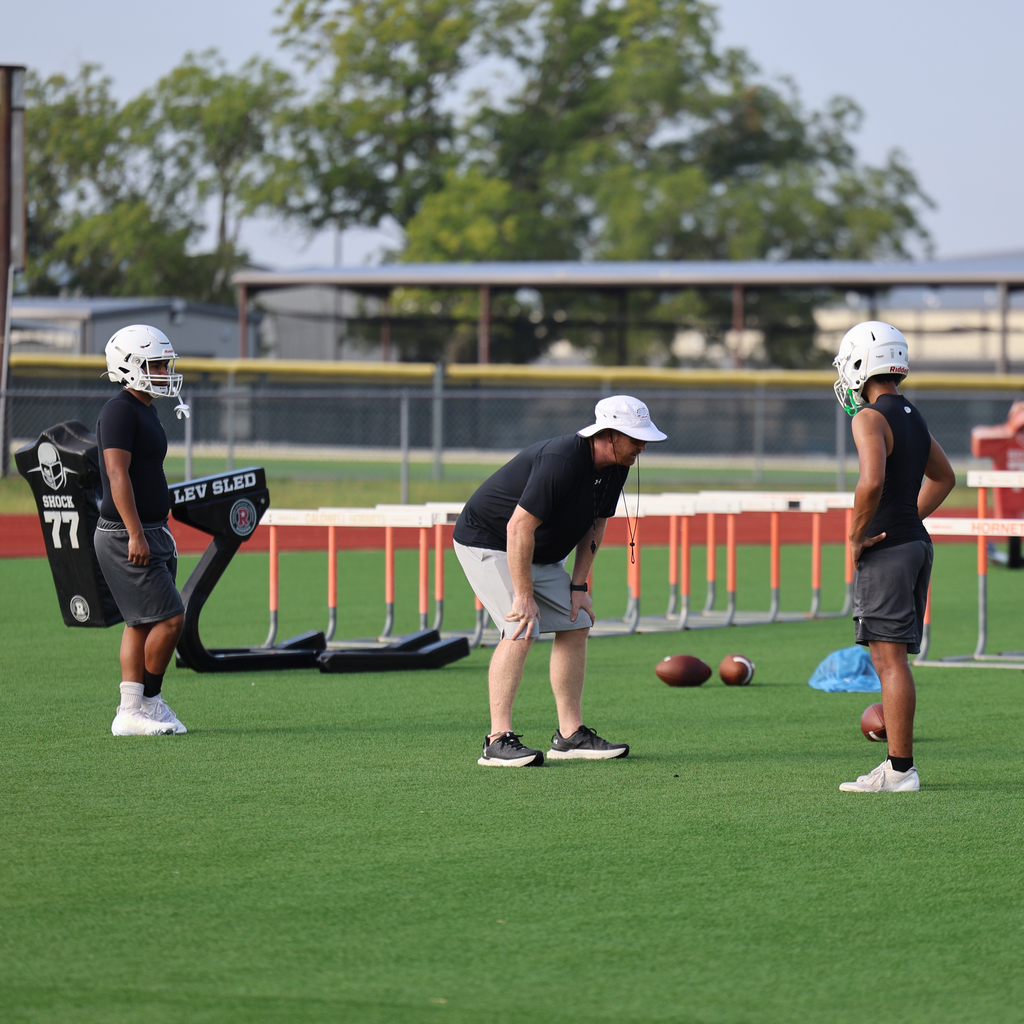 𝐃𝐚𝐲 𝟐 𝐨𝐟 𝐅𝐨𝐨𝐭𝐛𝐚𝐥𝐥 𝐓𝐰𝐨-𝐚-𝐃𝐚𝐲𝐬 🔥 The grind doesn’t stop! Our Hornets are putting in the work under the Texas sun and getting better every rep. Fall football is coming fast — and we’ll be ready. 🏈 #CaldwellProud #CaldwellISD