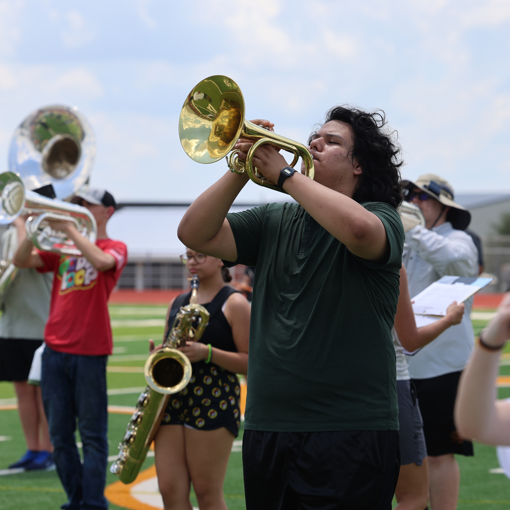 𝐌𝐚𝐫𝐜𝐡𝐢𝐧𝐠 𝐢𝐧𝐭𝐨 𝐭𝐡𝐞 𝐒𝐞𝐚𝐬𝐨𝐧 🎶 The Hornet Band is back on the field and sounding better than ever! From early rehearsals to afternoon heat, they’re bringing the energy and perfecting every step. 🎺🥁 #CaldwellProud #CaldellISD