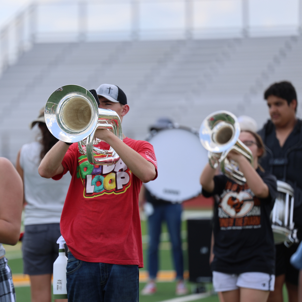 𝐌𝐚𝐫𝐜𝐡𝐢𝐧𝐠 𝐢𝐧𝐭𝐨 𝐭𝐡𝐞 𝐒𝐞𝐚𝐬𝐨𝐧 🎶 The Hornet Band is back on the field and sounding better than ever! From early rehearsals to afternoon heat, they’re bringing the energy and perfecting every step. 🎺🥁 #CaldwellProud #CaldellISD