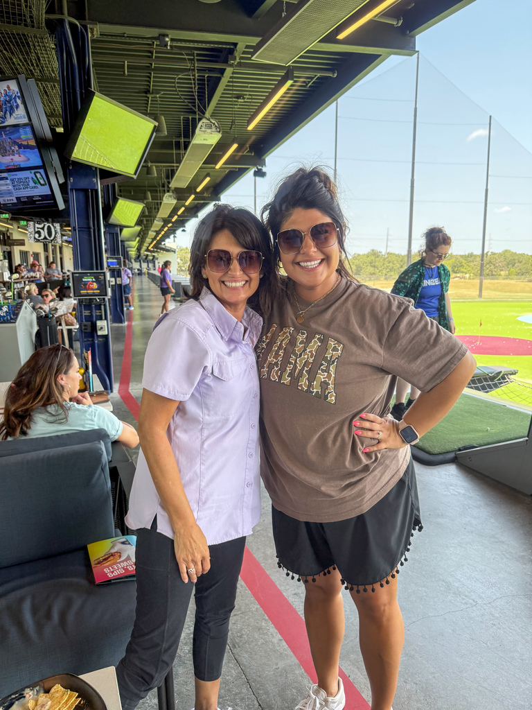 โณ Our Caldwell Elementary staff took some time last week to swap lesson plans for golf swings! ๐๏ธโโ๏ธ๐๏ธโโ๏ธ A little friendly competition (and a lot of laughs) was the perfect way to strengthen teamwork before welcoming students back to campus.