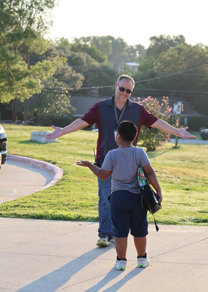 🐝✨ Our Littlest Hornets have arrived! ✨🐝 Today we welcomed our Pre-K and Kindergarten students for their very first day of school. From big smiles at drop-off (with help from our amazing police department 💙🚓) to making new friends at lunch and in the classroom, it’s already shaping up to be a wonderful year. 💛🖤  We’re so glad to have ALL of our Hornets back on campus! 🏫🎉