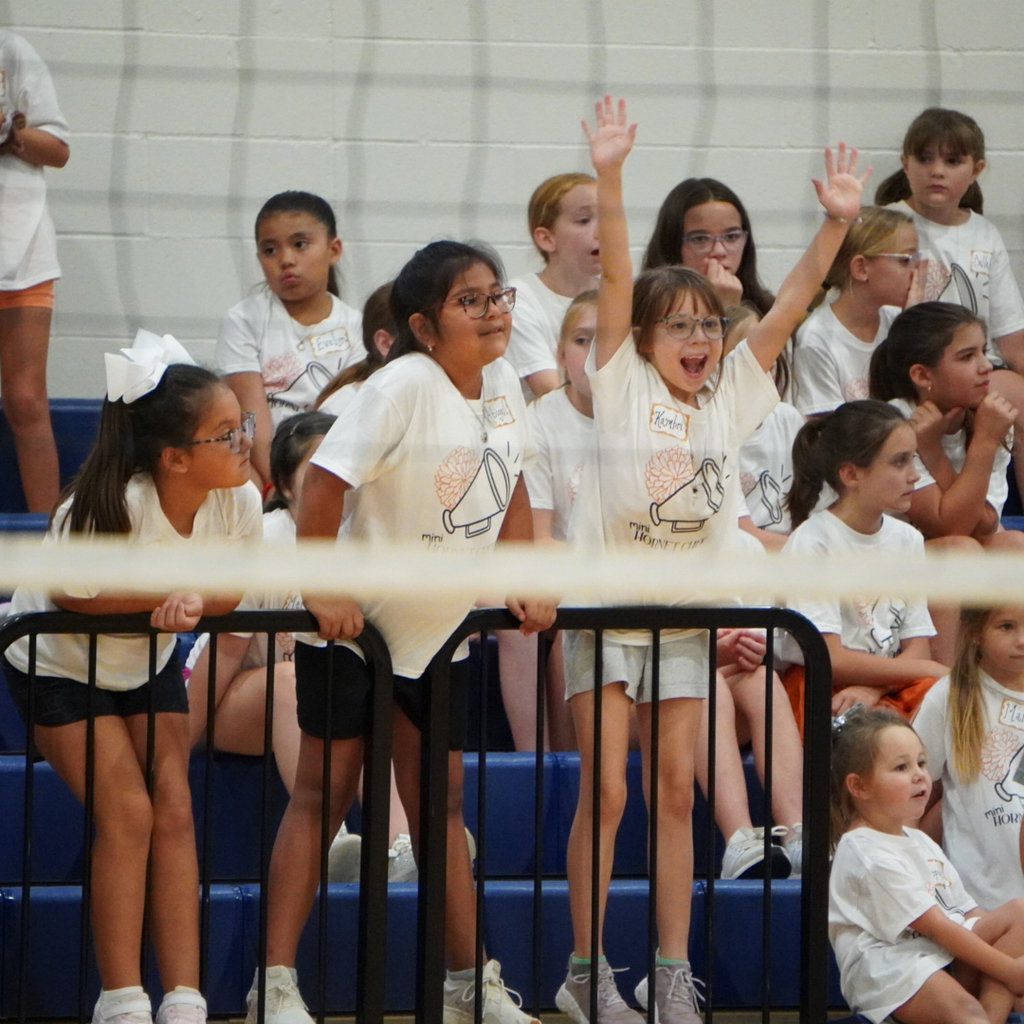 The future of 📣 𝗛𝗼𝗿𝗻𝗲𝘁 𝗰𝗵𝗲𝗲𝗿📣  is looking BRIGHT! Our mini cheerleaders brought the spirit this past weekend at camp! 🧡✨ #CaldwellProud #CaldwellISD