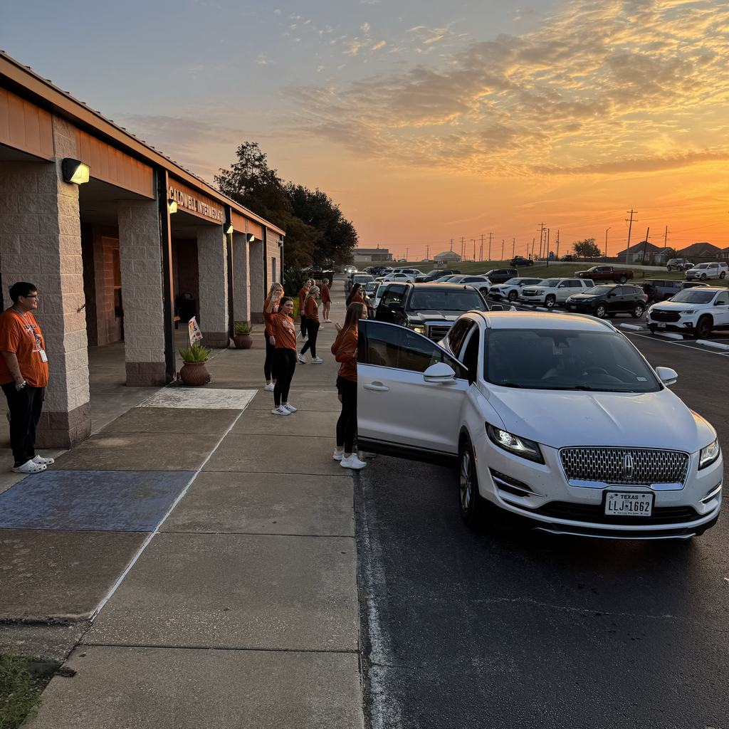 โจ Morning made brighter! โจ Our Varsity Volleyball players kicked off the day at Caldwell Intermediate with big smiles and helping hands by opening car doors for students. ๐งก๐งก A perfect start to the day for our Hornet family! ๐ #CaldwellProud #CaldwellISD