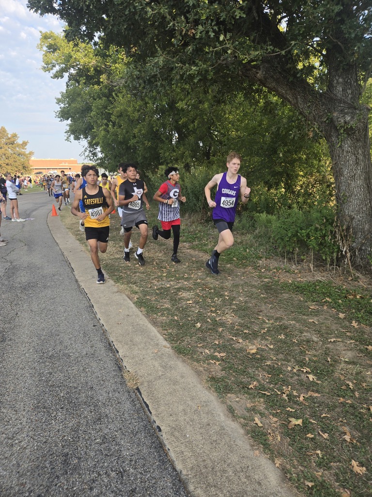 ๐โโ๏ธ๐ Caldwell Cross Country had a strong showing this morning in Cameron! ๐ Congrats to Spencer on winning the Varsity Boys Division, and great effort from all of our runners who competed. Way to represent, Hornets! ๐งก