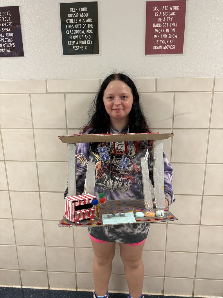 𝗕𝗶𝗴 𝗰𝗿𝗲𝗮𝘁𝗶𝘃𝗶𝘁𝘆 𝗼𝗻 𝗮 𝘀𝗺𝗮𝗹𝗹 𝘀𝗰𝗮𝗹𝗲! 🎭   CJH Theatre Arts students designed and built incredible scaled set models inspired by their class scripts. ✨ Their attention to detail and teamwork truly stole the show!