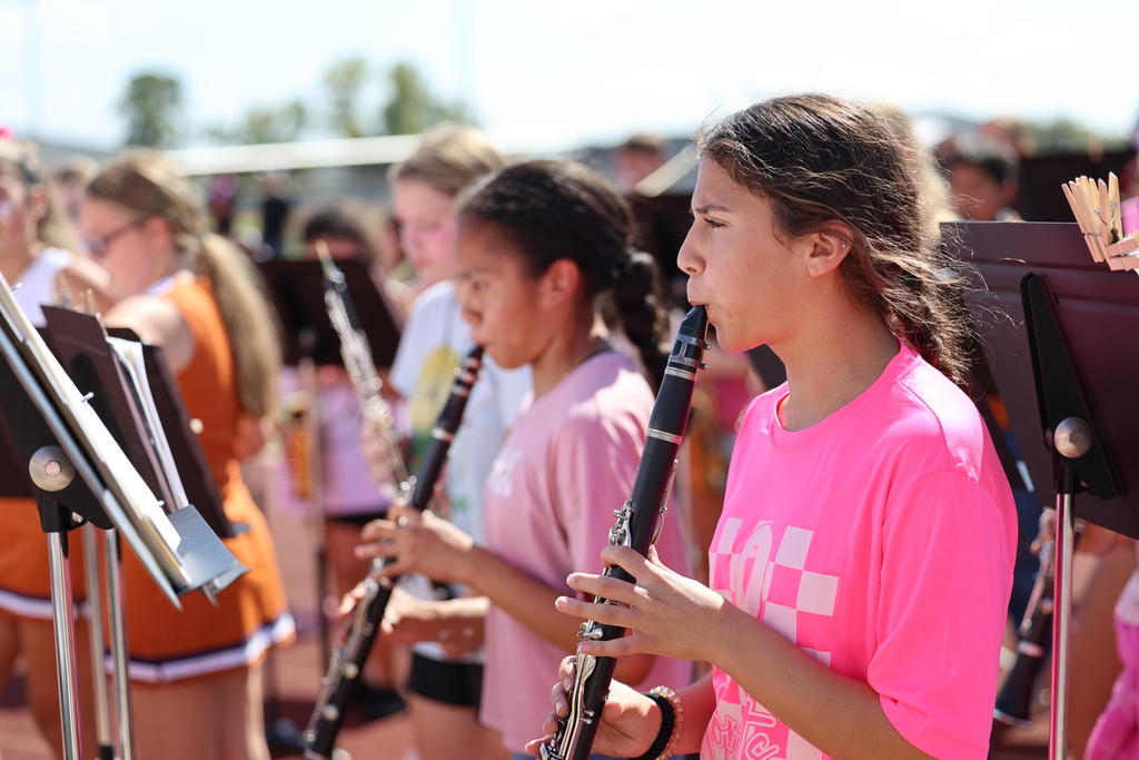 💗 𝐏𝐢𝐧𝐤 𝐎𝐮𝐭 𝐏𝐞𝐩 𝐑𝐚𝐥𝐥𝐲 𝐚𝐭 𝐂𝐉𝐇! 💗  Caldwell Junior High showed their Hornet spirit and support for Breast Cancer Awareness during today’s Pink Out Pep Rally! 🧡🤍💗 It was a great afternoon filled with energy, encouragement, and 𝗛𝗢𝗥𝗡𝗘𝗧 𝗣𝗥𝗜𝗗𝗘!  #CaldwellProud #CaldwellISD