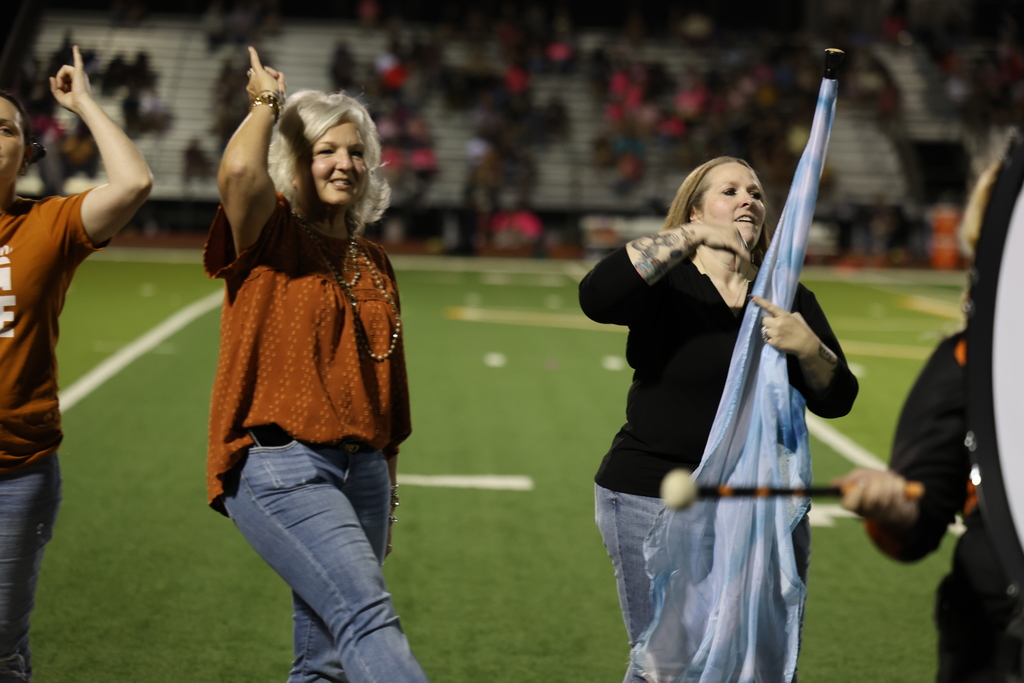 🎶 𝗜𝗡 𝗖𝗔𝗦𝗘 𝗬𝗢𝗨 𝗠𝗜𝗦𝗦𝗘𝗗 𝗜𝗧... 🎶  During halftime of last Friday’s Homecoming football game vs. Giddings, the Caldwell High School Band celebrated an incredible milestone — 𝟭𝟬𝟬 𝘆𝗲𝗮𝗿𝘀 𝗼𝗳 𝗖𝗛𝗦 𝗕𝗮𝗻𝗱 𝗵𝗶𝘀𝘁𝗼𝗿𝘆! 🧡🤍  Over 𝟳𝟬 𝗮𝗹𝘂𝗺𝗻𝗶 joined current band members on the field for a memorable performance that featured musicians, color guard, and even a twirler! Together, they formed a “𝟭𝟬𝟬” 𝗳𝗼𝗿𝗺𝗮𝘁𝗶𝗼𝗻 to commemorate this special anniversary and honor a century of music, pride, and tradition.  Thank you to all our band alumni who returned to make this celebration one to remember! 🎺✨  #CaldwellProud #CaldwellISD #CHSBand100
