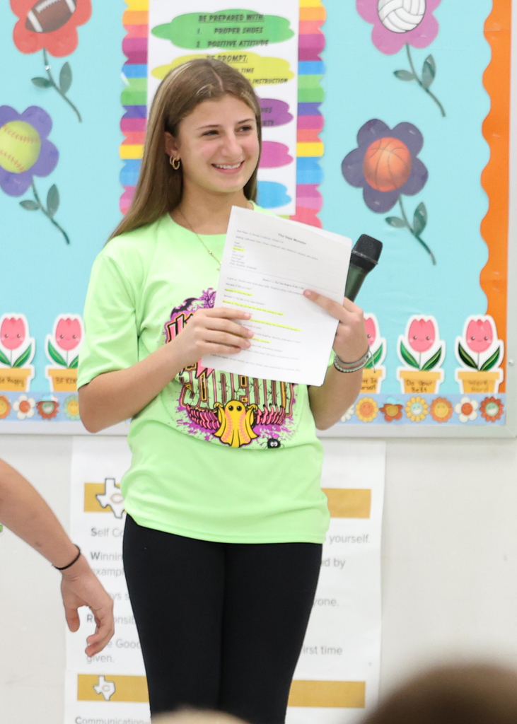 🚭 𝗘𝘀𝗰𝗮𝗽𝗲 𝘁𝗵𝗲 𝗩𝗮𝗽𝗲!   7th - 12th grade members of the 𝗦𝘂𝗽𝗲𝗿𝗶𝗻𝘁𝗲𝗻𝗱𝗲𝗻𝘁’𝘀 𝗦𝘁𝘂𝗱𝗲𝗻𝘁 𝗔𝗱𝘃𝗶𝘀𝗼𝗿𝘆 𝗖𝗼𝘂𝗻𝗰𝗶𝗹 presented their original skit, “𝘌𝘴𝘤𝘢𝘱𝘦 𝘵𝘩𝘦 𝘝𝘢𝘱𝘦,” to students at Caldwell Intermediate School today as part of Red Ribbon Week.  The skit delivered an important message about making healthy choices and avoiding the dangers of vaping — all while engaging younger students with creativity, humor, and heart. We’re so proud of these student leaders for setting a positive example and promoting a drug-free lifestyle! #CaldwellISD #CaldwellProud #RedRibbonWeek