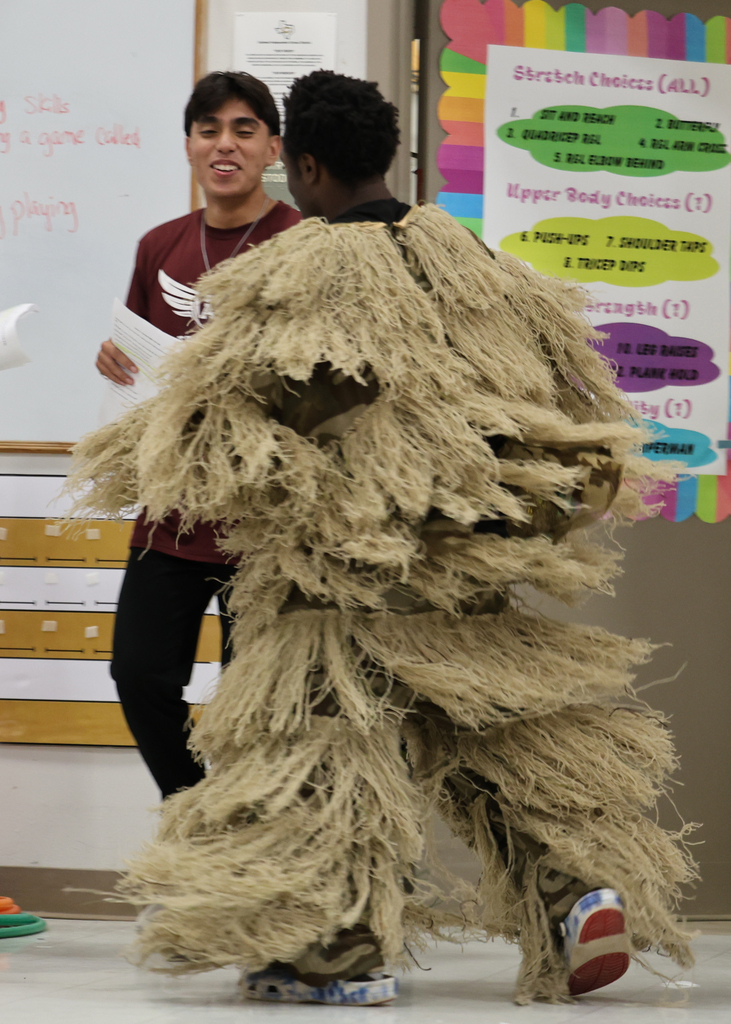 🚭 𝗘𝘀𝗰𝗮𝗽𝗲 𝘁𝗵𝗲 𝗩𝗮𝗽𝗲!   7th - 12th grade members of the 𝗦𝘂𝗽𝗲𝗿𝗶𝗻𝘁𝗲𝗻𝗱𝗲𝗻𝘁’𝘀 𝗦𝘁𝘂𝗱𝗲𝗻𝘁 𝗔𝗱𝘃𝗶𝘀𝗼𝗿𝘆 𝗖𝗼𝘂𝗻𝗰𝗶𝗹 presented their original skit, “𝘌𝘴𝘤𝘢𝘱𝘦 𝘵𝘩𝘦 𝘝𝘢𝘱𝘦,” to students at Caldwell Intermediate School today as part of Red Ribbon Week.  The skit delivered an important message about making healthy choices and avoiding the dangers of vaping — all while engaging younger students with creativity, humor, and heart. We’re so proud of these student leaders for setting a positive example and promoting a drug-free lifestyle! #CaldwellISD #CaldwellProud #RedRibbonWeek