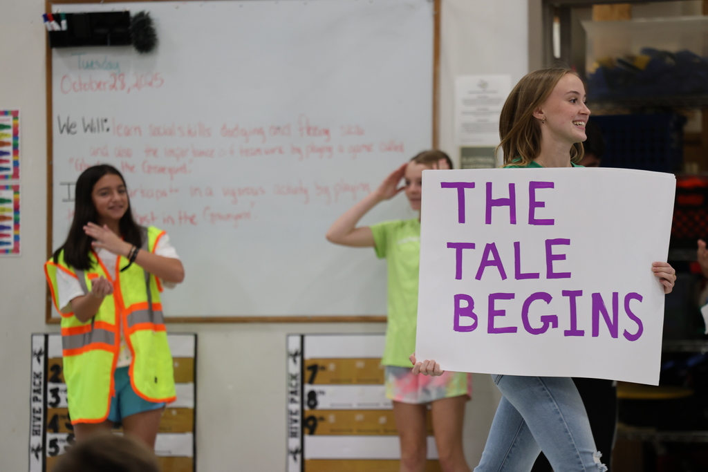 🚭 𝗘𝘀𝗰𝗮𝗽𝗲 𝘁𝗵𝗲 𝗩𝗮𝗽𝗲!   7th - 12th grade members of the 𝗦𝘂𝗽𝗲𝗿𝗶𝗻𝘁𝗲𝗻𝗱𝗲𝗻𝘁’𝘀 𝗦𝘁𝘂𝗱𝗲𝗻𝘁 𝗔𝗱𝘃𝗶𝘀𝗼𝗿𝘆 𝗖𝗼𝘂𝗻𝗰𝗶𝗹 presented their original skit, “𝘌𝘴𝘤𝘢𝘱𝘦 𝘵𝘩𝘦 𝘝𝘢𝘱𝘦,” to students at Caldwell Intermediate School today as part of Red Ribbon Week.  The skit delivered an important message about making healthy choices and avoiding the dangers of vaping — all while engaging younger students with creativity, humor, and heart. We’re so proud of these student leaders for setting a positive example and promoting a drug-free lifestyle! #CaldwellISD #CaldwellProud #RedRibbonWeek