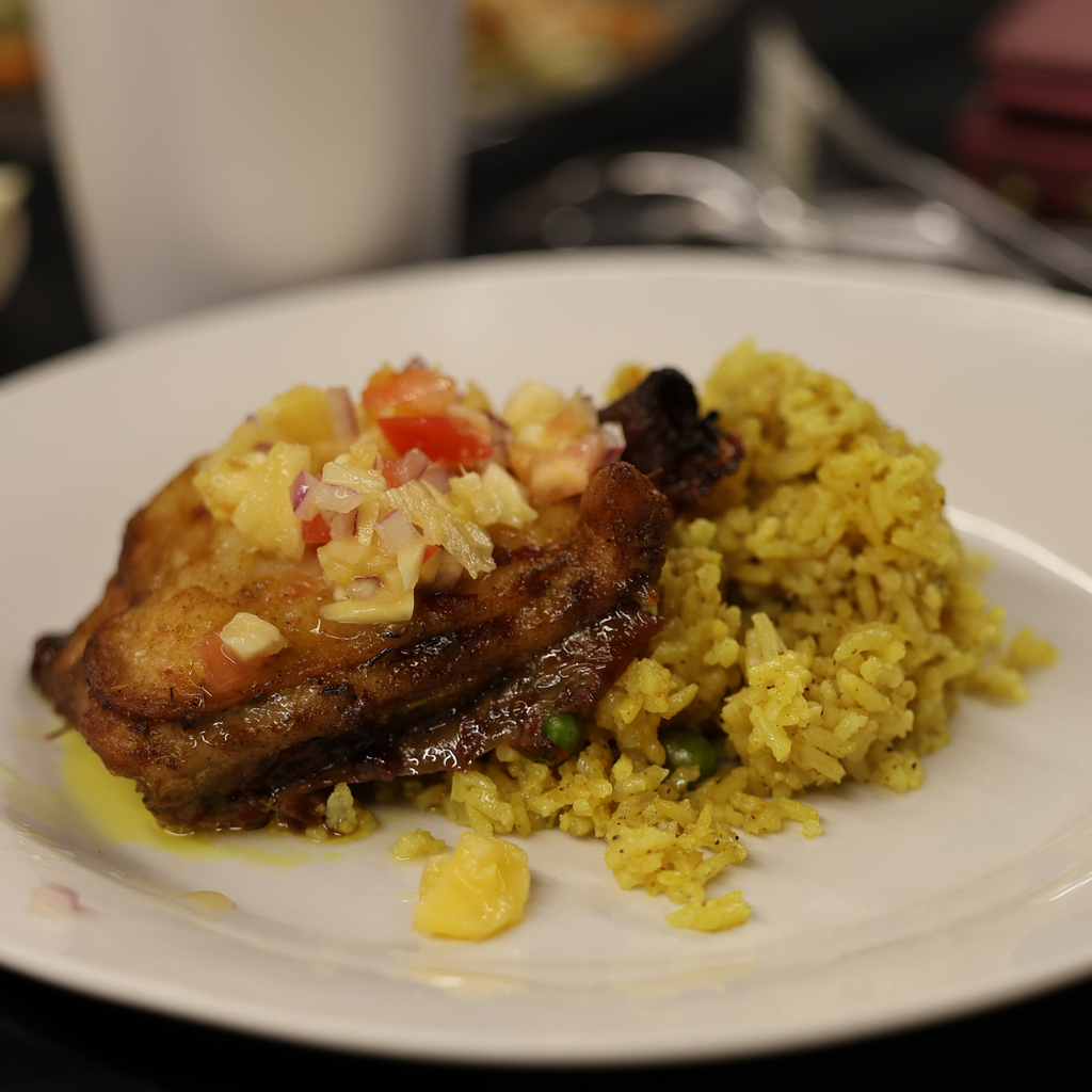 𝗙𝗿𝗼𝗺 𝘁𝗵𝗲 𝗖𝗛𝗦 𝗞𝗶𝘁𝗰𝗵𝗲𝗻: 𝗜𝘀𝗹𝗮𝗻𝗱 𝗜𝗻𝘀𝗽𝗶𝗿𝗮𝘁𝗶𝗼𝗻! 🌴 Chef Lacey’s Advanced Culinary students served up a tropical treat today — Caribbean coleslaw, jerk chicken with yellow rice, and mango cheesecake! 🍽️ #CaldwellProud #CaldwellISD