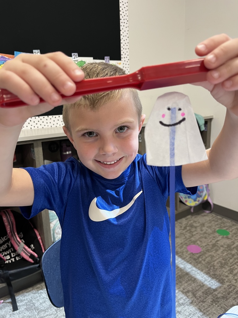 We may be a little behind on posting, but these ghostly creations were too good not to share! ๐ป Mrs. Hester's kindergarten class had a blast reading ๐๐ถ๐ด๐ต๐ข๐ท๐ฐ ๐ต๐ฉ๐ฆ ๐๐ฉ๐บ ๐๐ฉ๐ฐ๐ด๐ต and making โdancing ghostsโ with magnets and paper clips โ a fun mix of creativity and science! #CaldwellProud #CaldwellISD