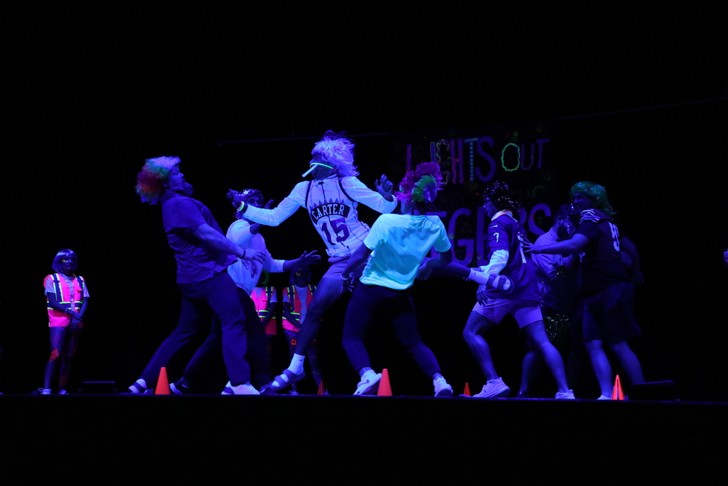 𝗚𝗹𝗼𝘄 𝘀𝘁𝗶𝗰𝗸𝘀, 𝘀𝗰𝗵𝗼𝗼𝗹 𝘀𝗽𝗶𝗿𝗶𝘁, 𝗮𝗻𝗱 𝗛𝗼𝗿𝗻𝗲𝘁 𝗽𝗿𝗶𝗱𝗲! 🧡 Our Black Light Pep Rally was the perfect way to fire up the crowd! #CaldwellISD #CaldwellProud