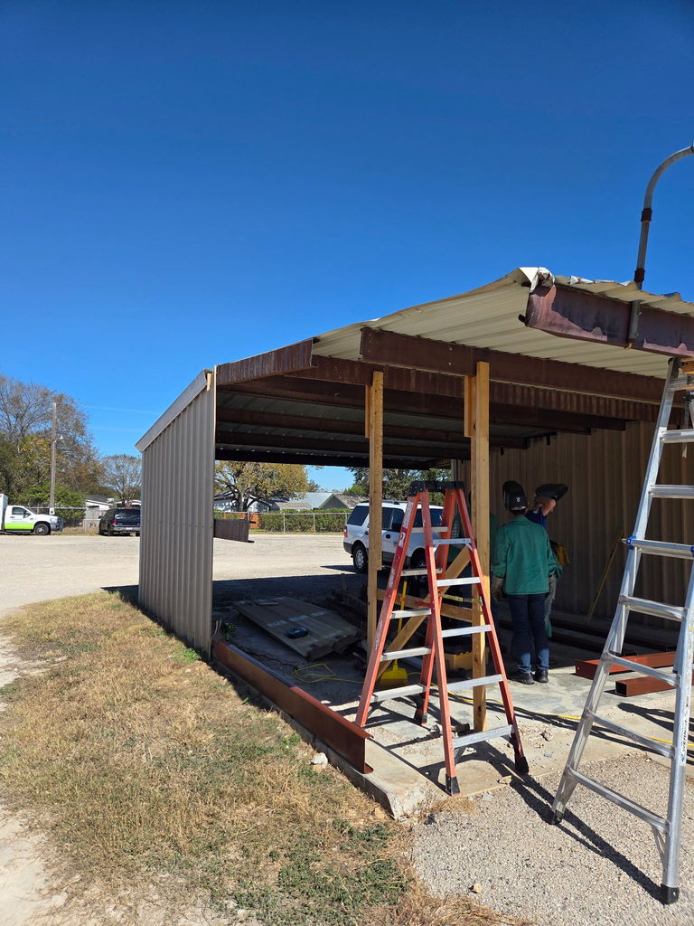 𝗥𝗲𝗮𝗹-𝘄𝗼𝗿𝗹𝗱 𝗹𝗲𝗮𝗿𝗻𝗶𝗻𝗴, 𝗖𝗜𝗦𝗗-𝘀𝘁𝘆𝗹𝗲! 💪 Mr. Hancock's Ag Mechanics Practicum students teamed up with the Maintenance & Operations crew to tackle a repair project at the bus barn — handling everything from planning to welding and cleanup.  Proud of their craftsmanship and teamwork! We can’t wait to see what the next project is!  #CladwellProud #CaldwellISD